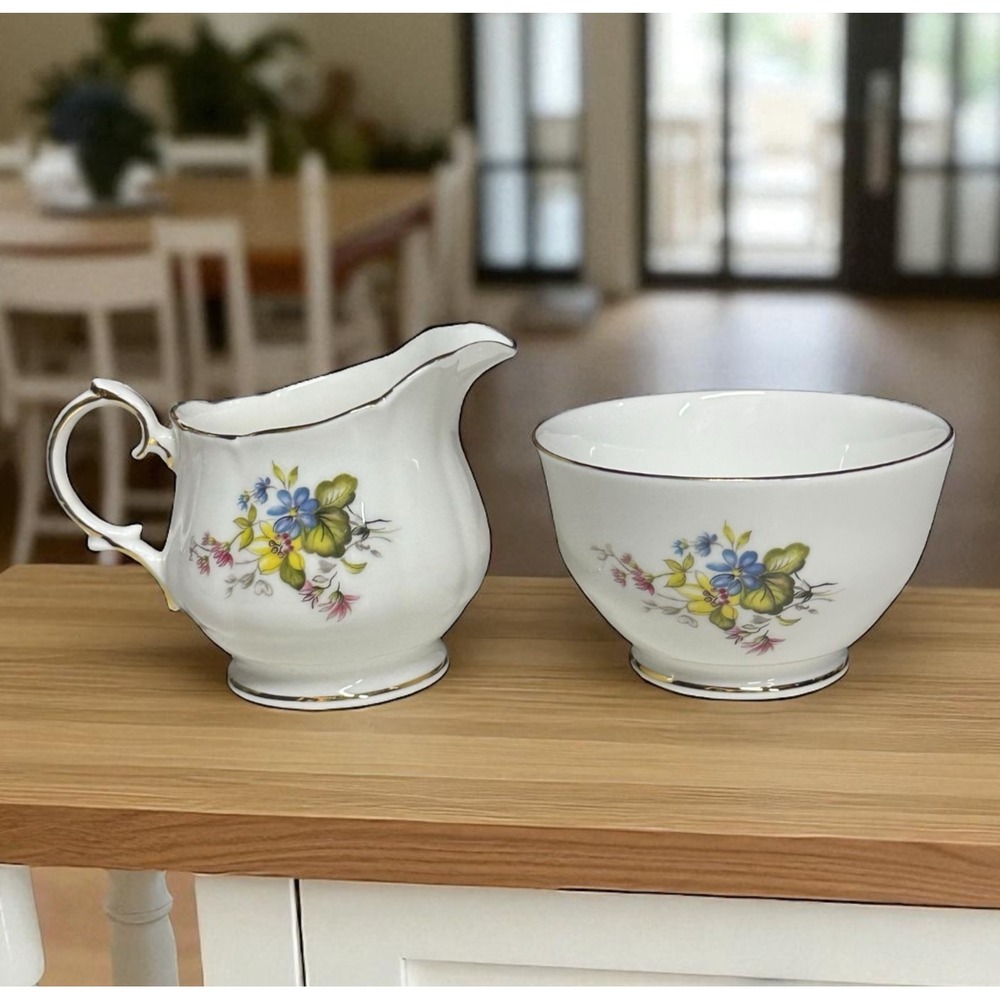 Duchess Bone China Creamer Open Sugar Bowl Set Rhona 400‎ Pattern England EUC